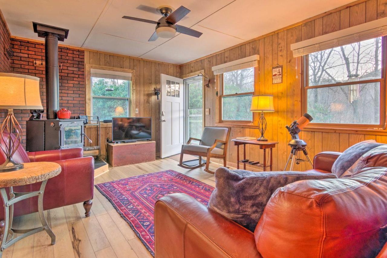 Peaceful Spruce Pine Cabin On 8 Acres With 2 Decks! المظهر الخارجي الصورة