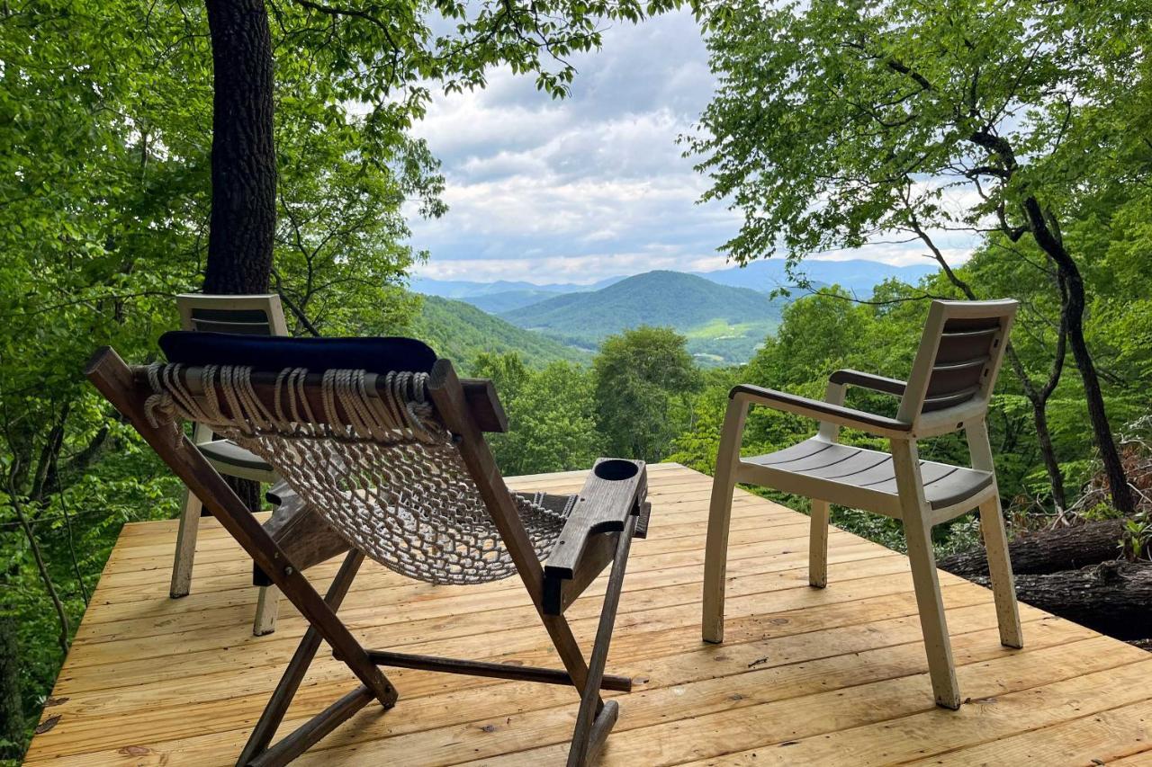Peaceful Spruce Pine Cabin On 8 Acres With 2 Decks! المظهر الخارجي الصورة